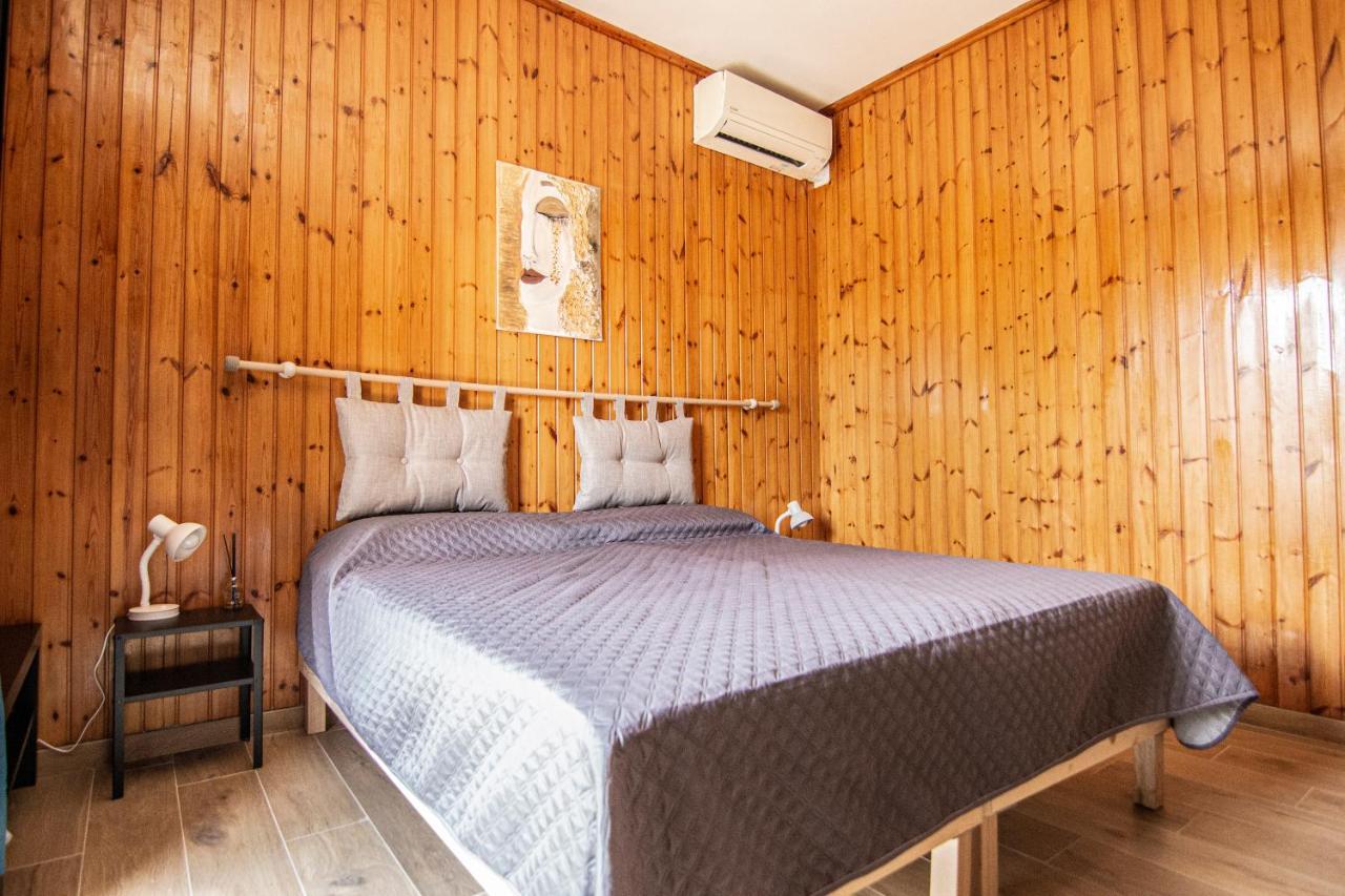 Yourquadrarooms B&B Rom Exteriör bild