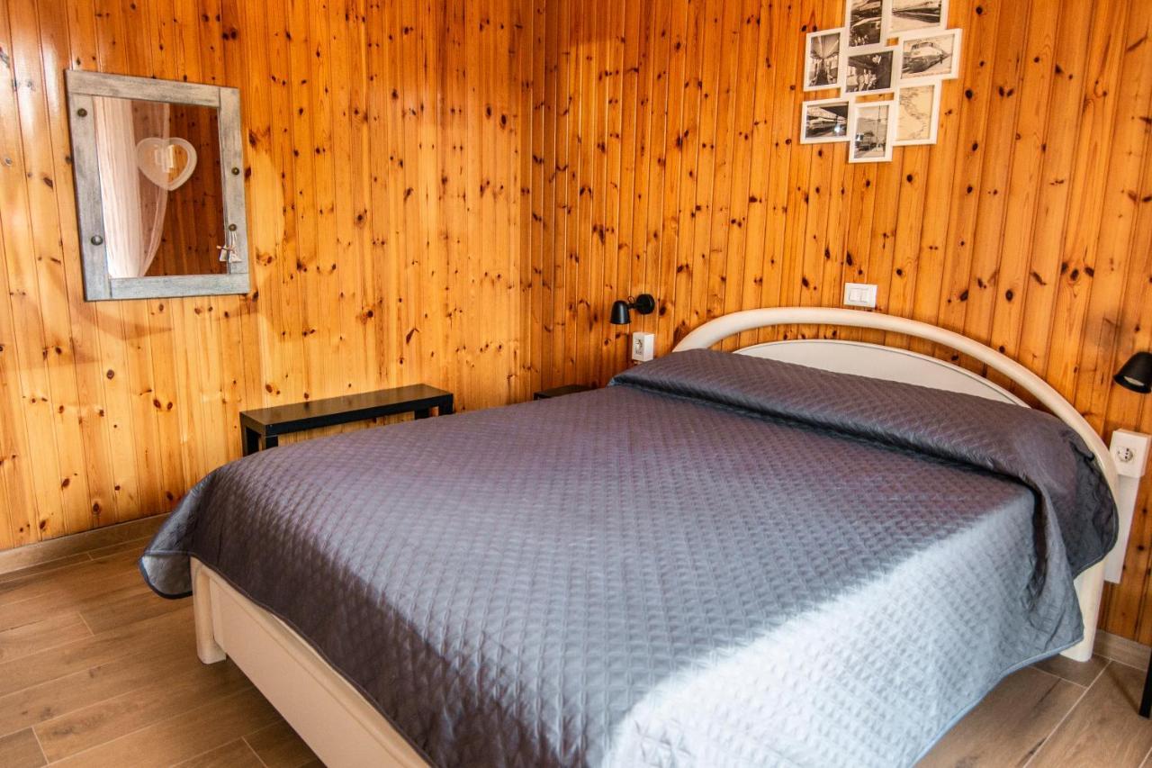 Yourquadrarooms B&B Rom Exteriör bild